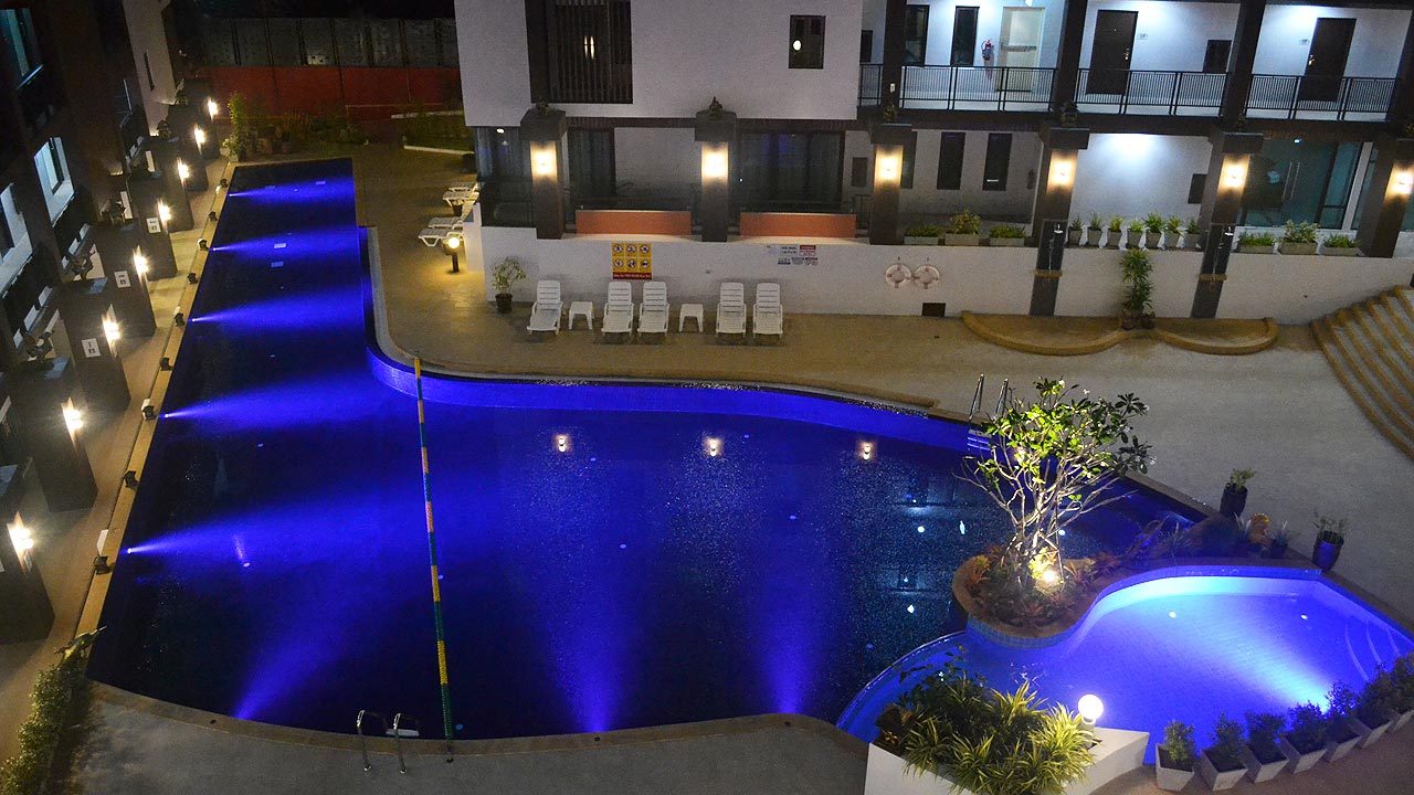 pool-top-view.jpg