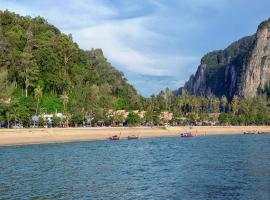 Ao_Nang_Beachfront